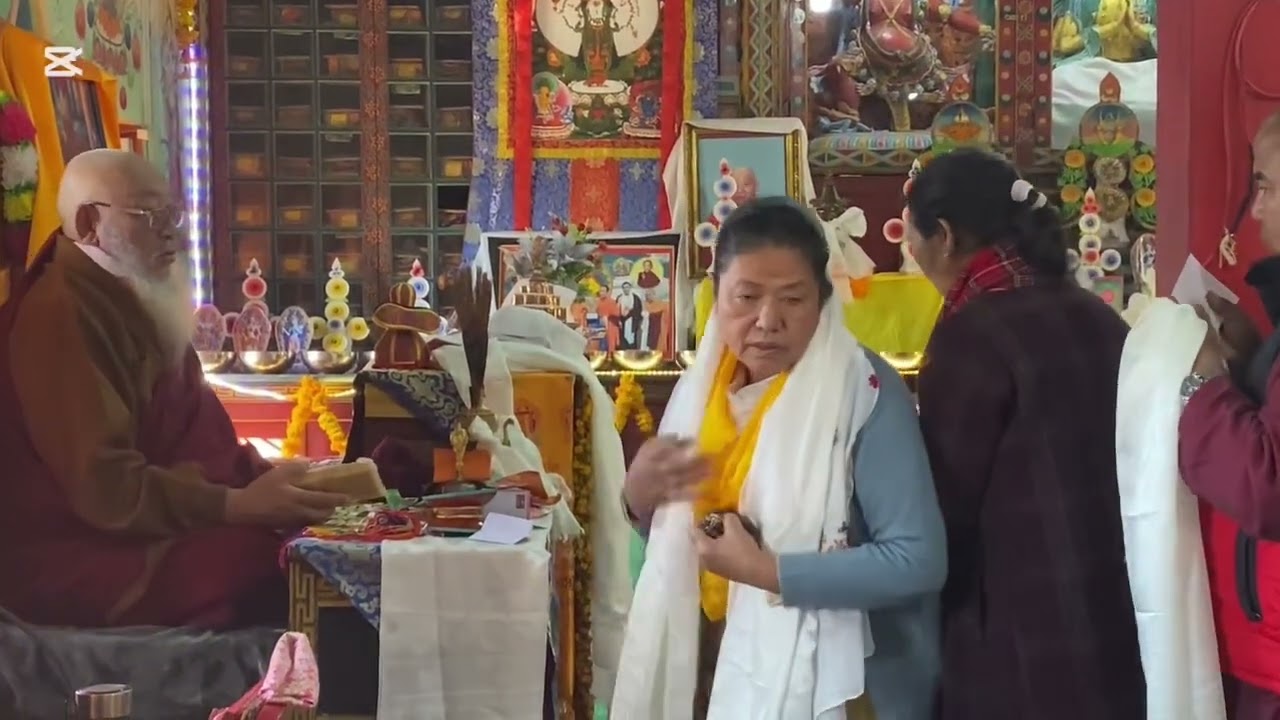 आउनुहोस रिम्पोर्छेको आशिर्बाद लिउ र स्वागत गरौ