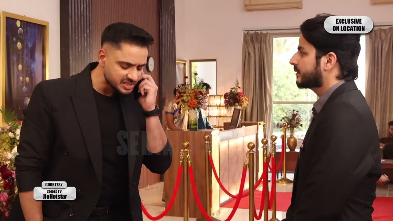 Mannat Har Khushi Paane Ki Today Episode Mr. Sinha asked Vikrant to give 25 lakh rupees to Mannat