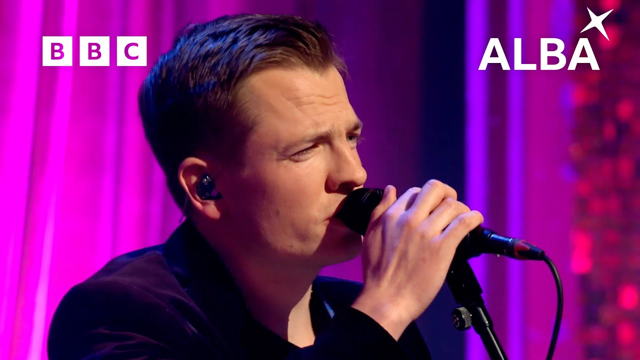 Tide Lines | The Young And The Restless | Cèilidh Na Bliadhn’ Ùire 2023 | BBC ALBA