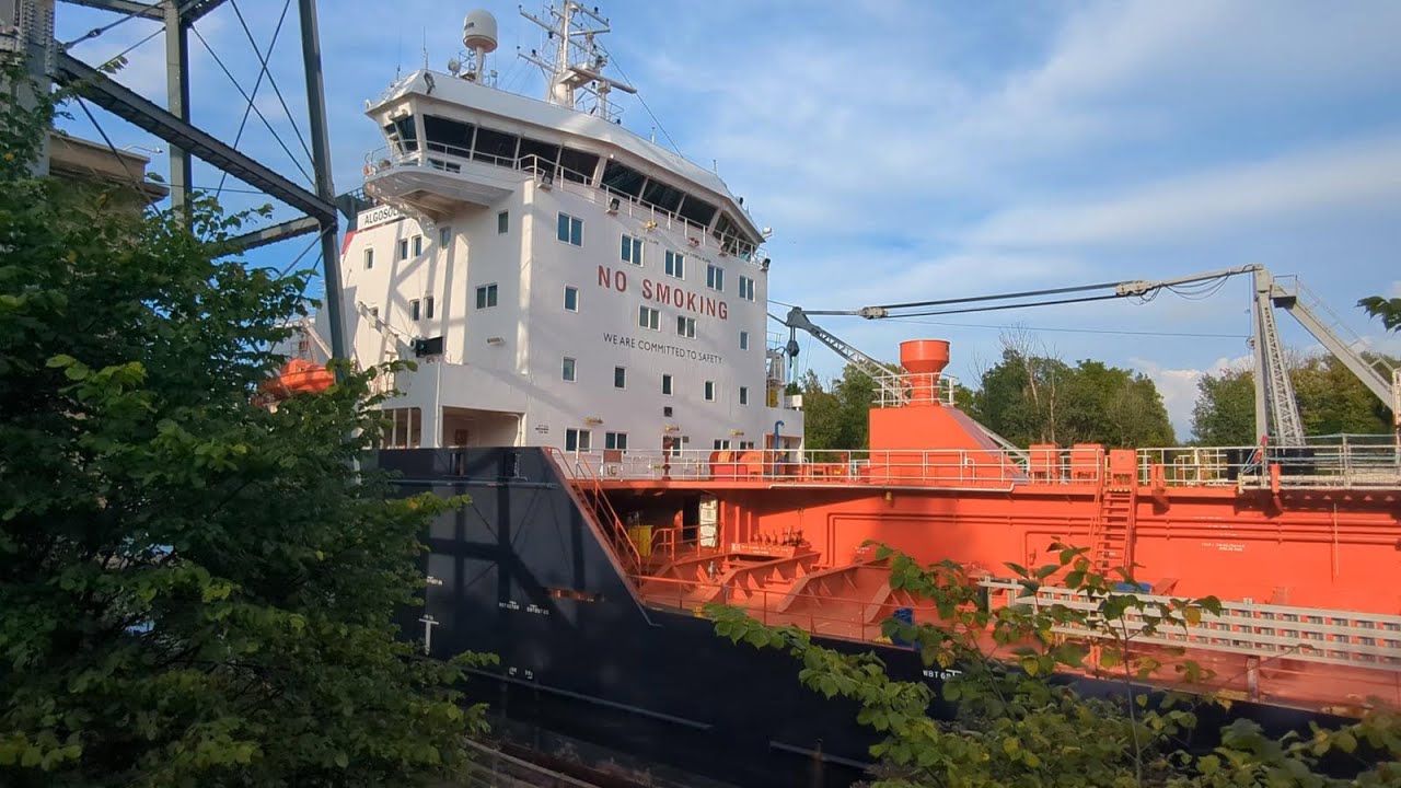 AlgoSolis Upbound at the Glendale Bridge, entering Lock 4 Aug, 31 2024