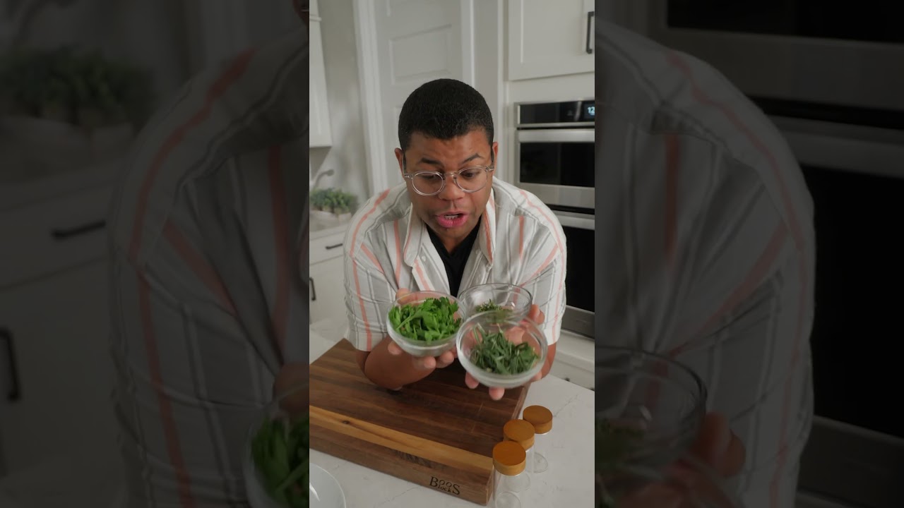 How to make dried herbs🌿 #problemsolved #herbal #herbs #driedherbs