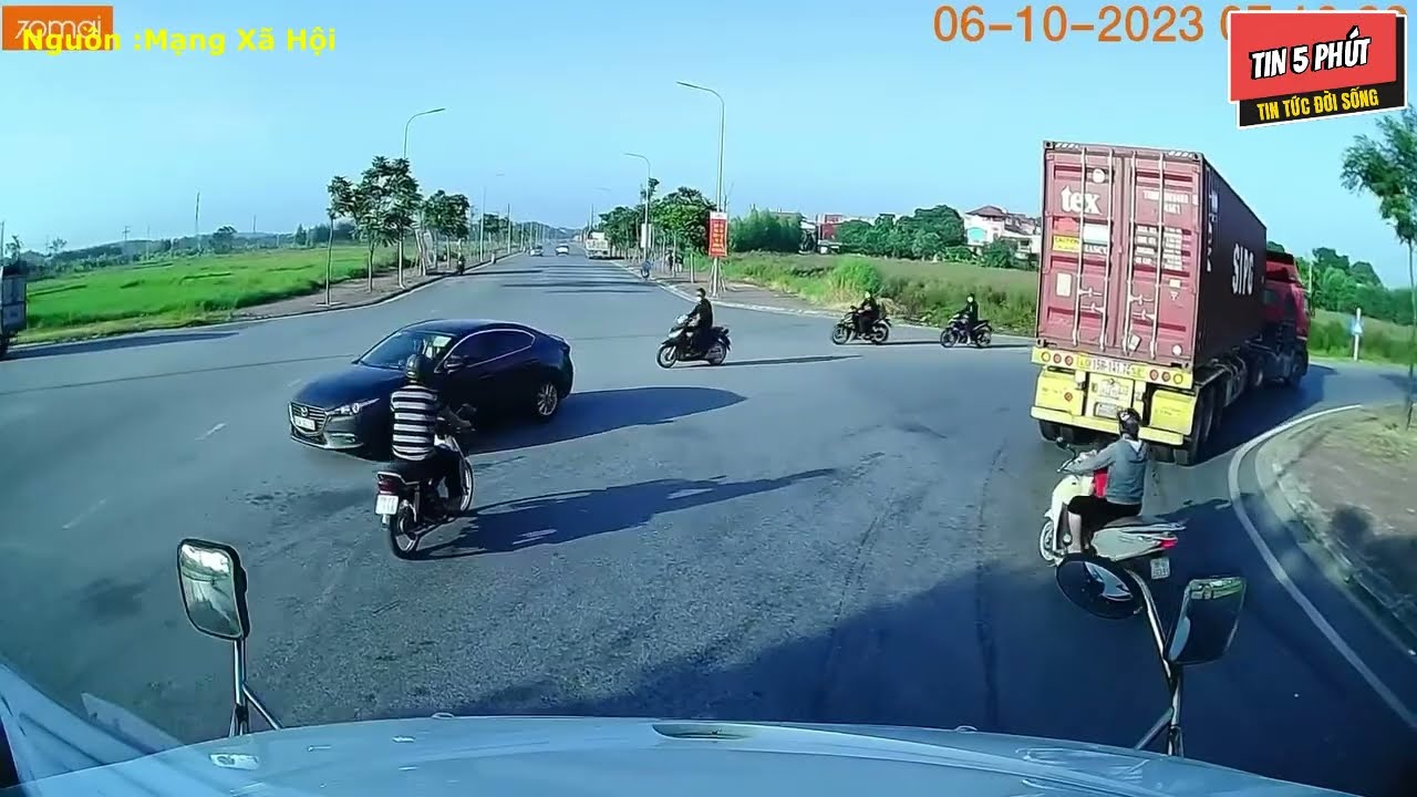 Biết luật không ai chạy như vậy đâu.