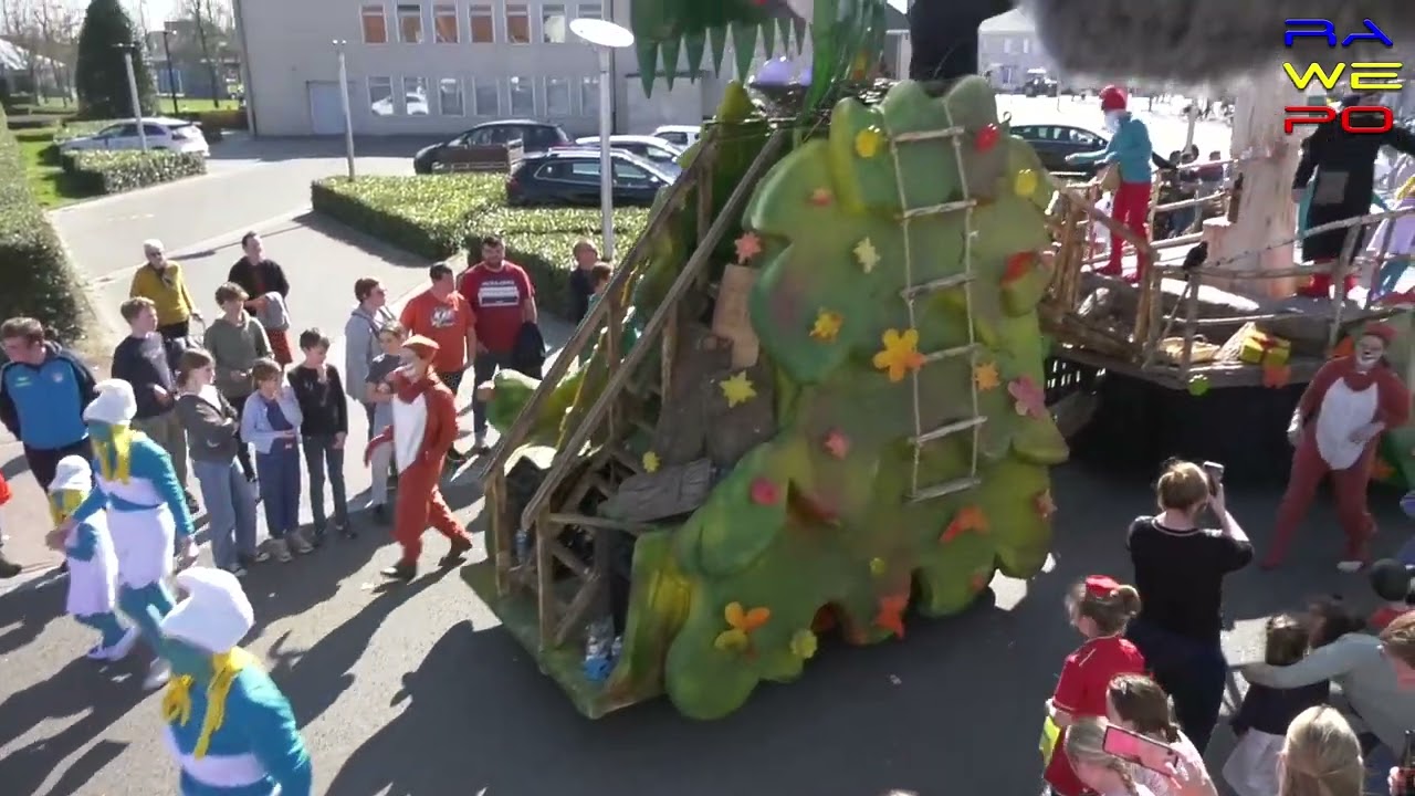 KINDERCARNAVAL WEELDE 2022 DEEL 4 GARGAMEL EN DE SMURFEN  50 MUIZEN GRIJS