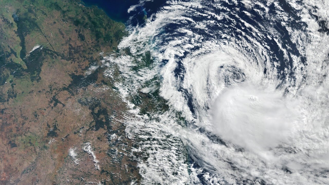 Northern Queensland on cyclone watch