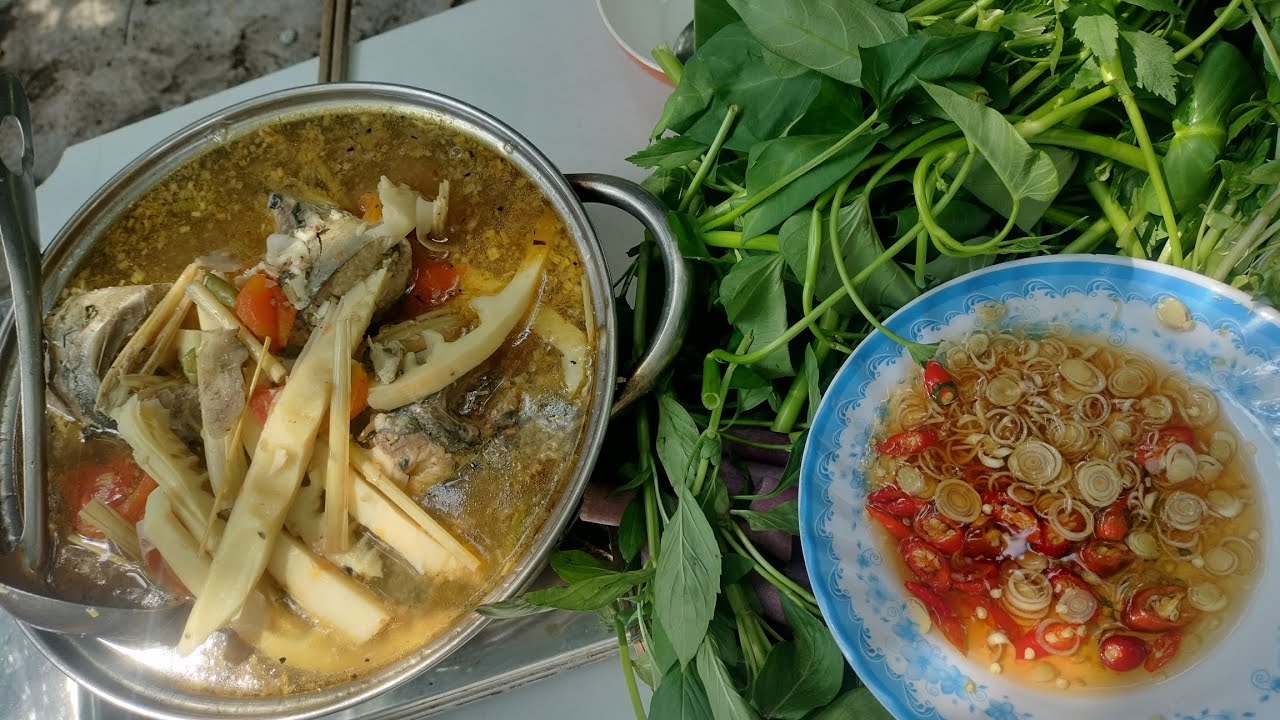 Lẩu cá cam nấu măng chua và rau ăn kèm | NGÂN NGUYỄN 