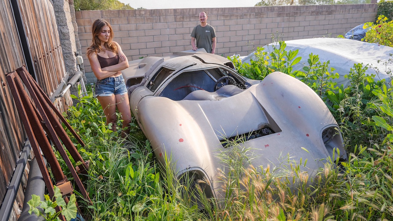 I Found An ABANDONED Lola T70 and attempted to buy it (Forgotten For YEARS)