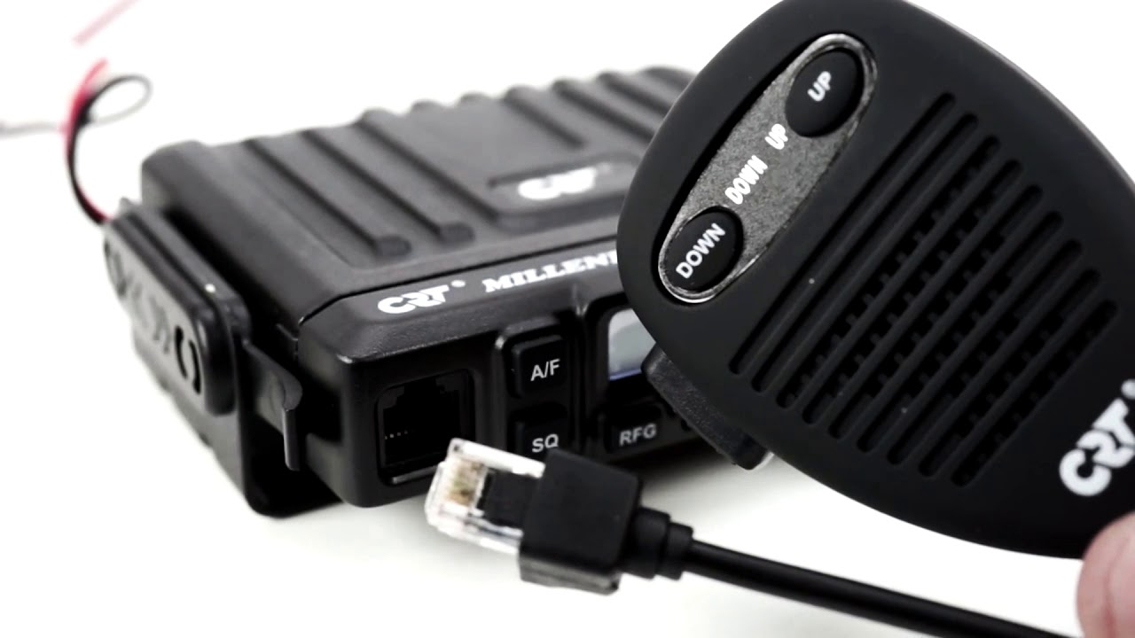 La radio CB CRT MILLENIUM, con le sue dimensioni di 12 x 11 x 2,7 cm