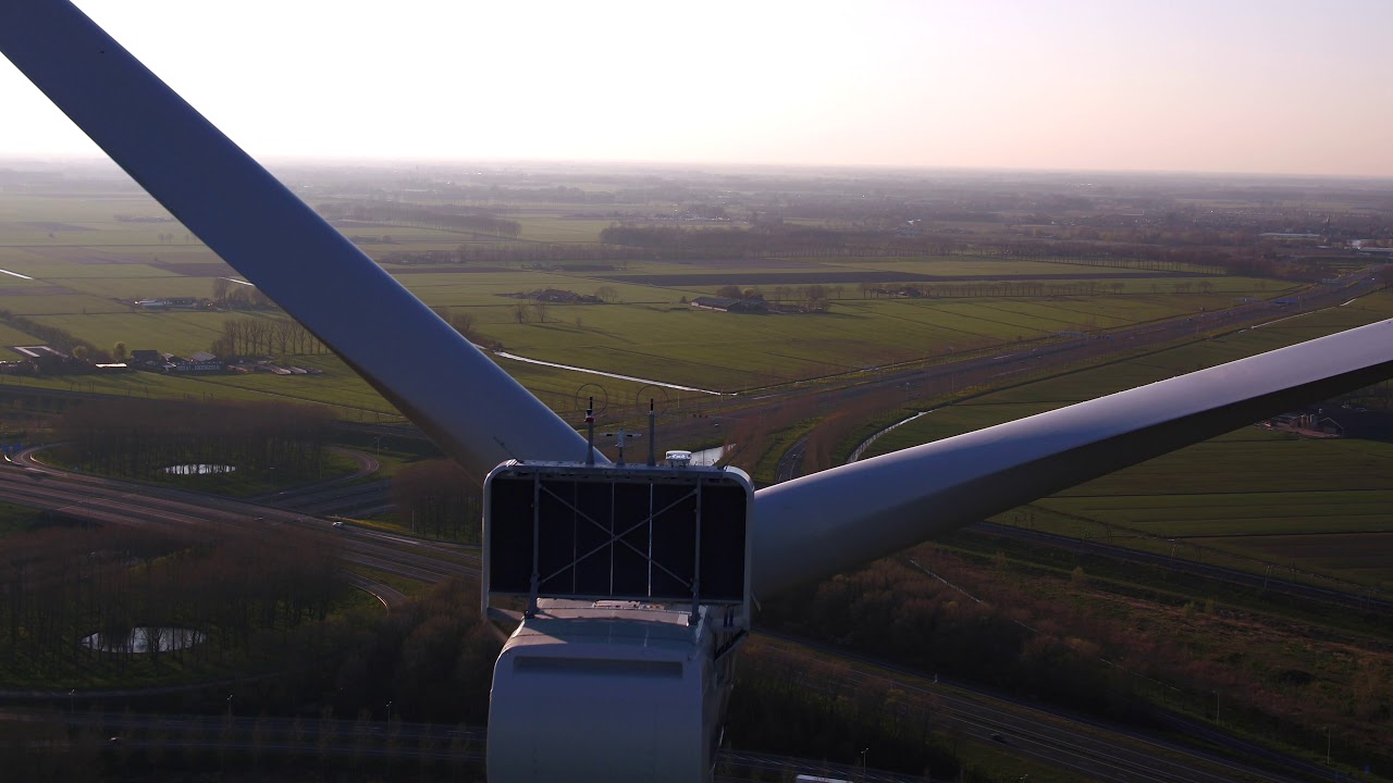 Windpark Deil ( Knooppunt Deil ) in 5K | Drone video