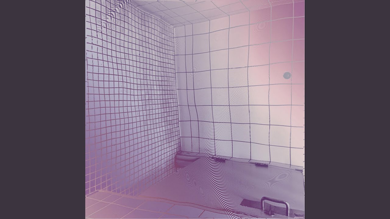 GLO! (feat. Lewie Vercetti)