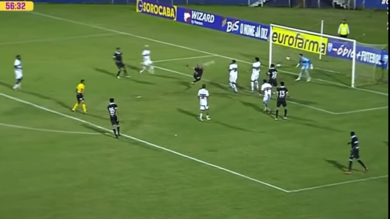 Gol de voleio na copinha 