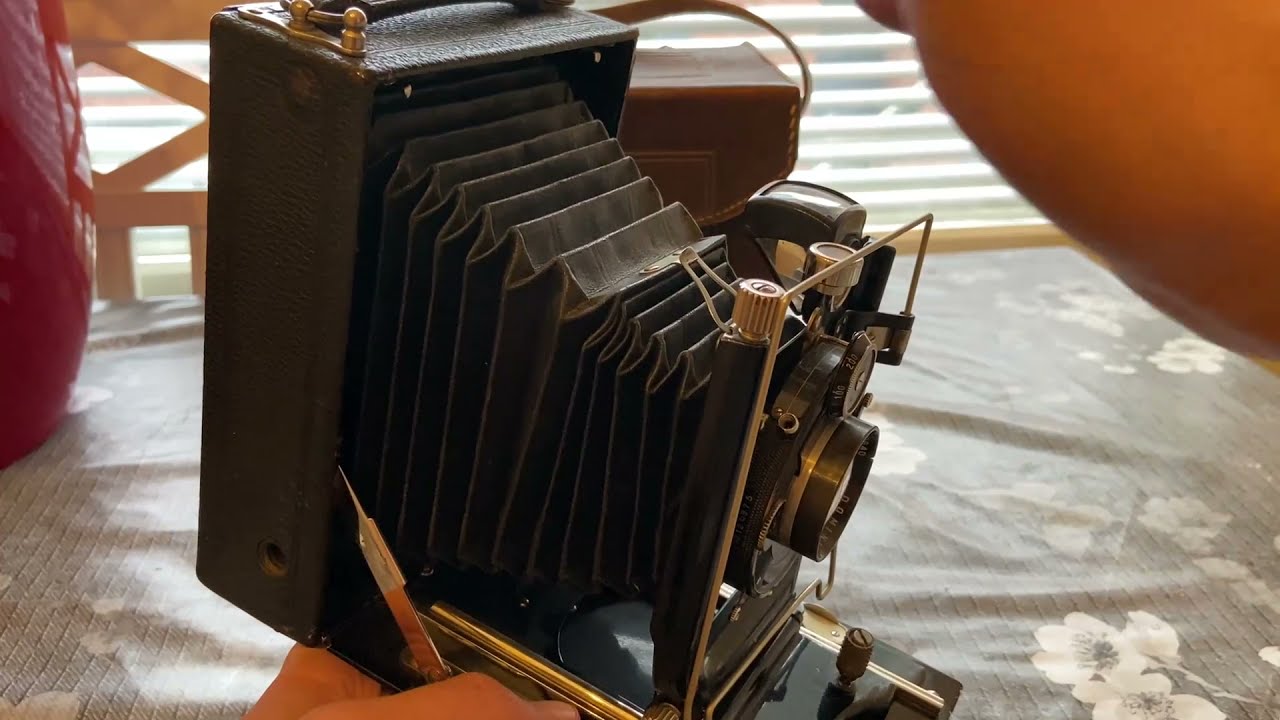 Old Camera Review: Zeiss Ikon/ICA Ideal 225