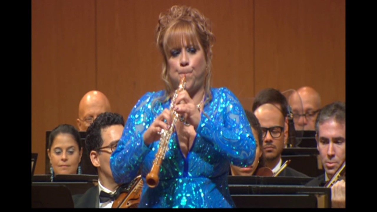 Tres Bocetos Criollos for oboe & Orchestra by E.Cordero/Frances Colón oboist