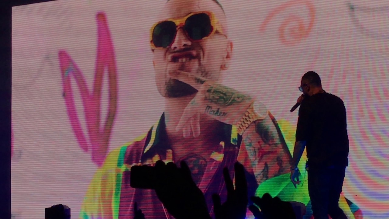 Marracash & Guè Pequeno -Salvador Dali (live Santeria tour, Gran Teatro Geox (Pd) 2017)