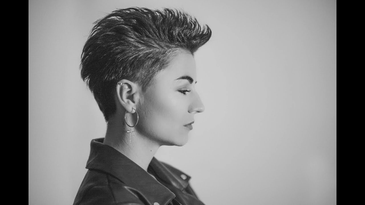Ania Serafińska - Całkiem inny kraj - Perfect - Cover
