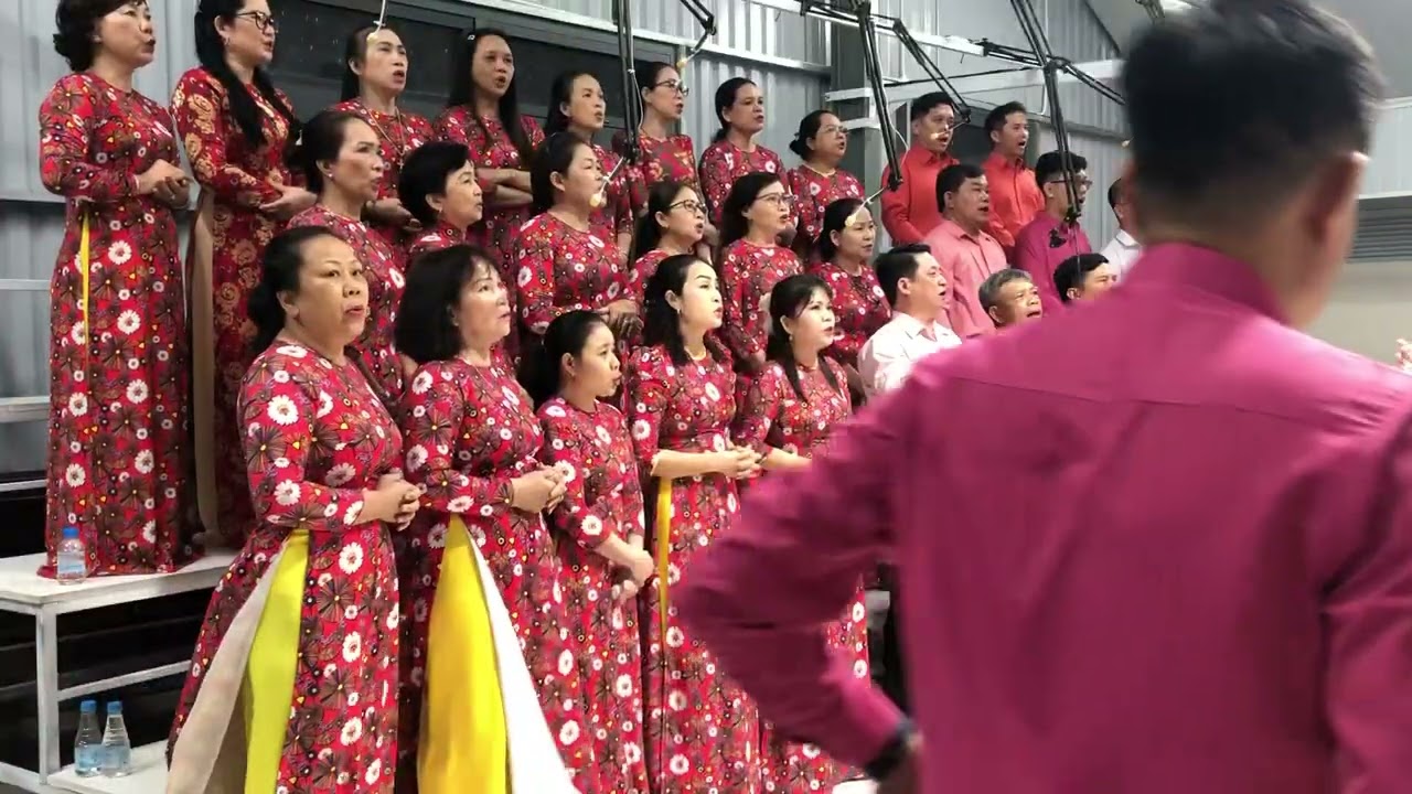 Bài: XUẤT HÀNH- Hoàng Kim- Ca Đoàn AVEMARIA- Giáo Họ BL Tân Tiến- Biên Hoà- 20 tháng 4, 2025