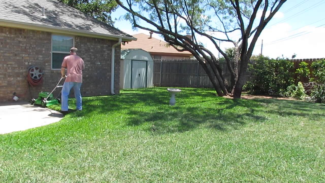 1973 Lawnboy model 7260B