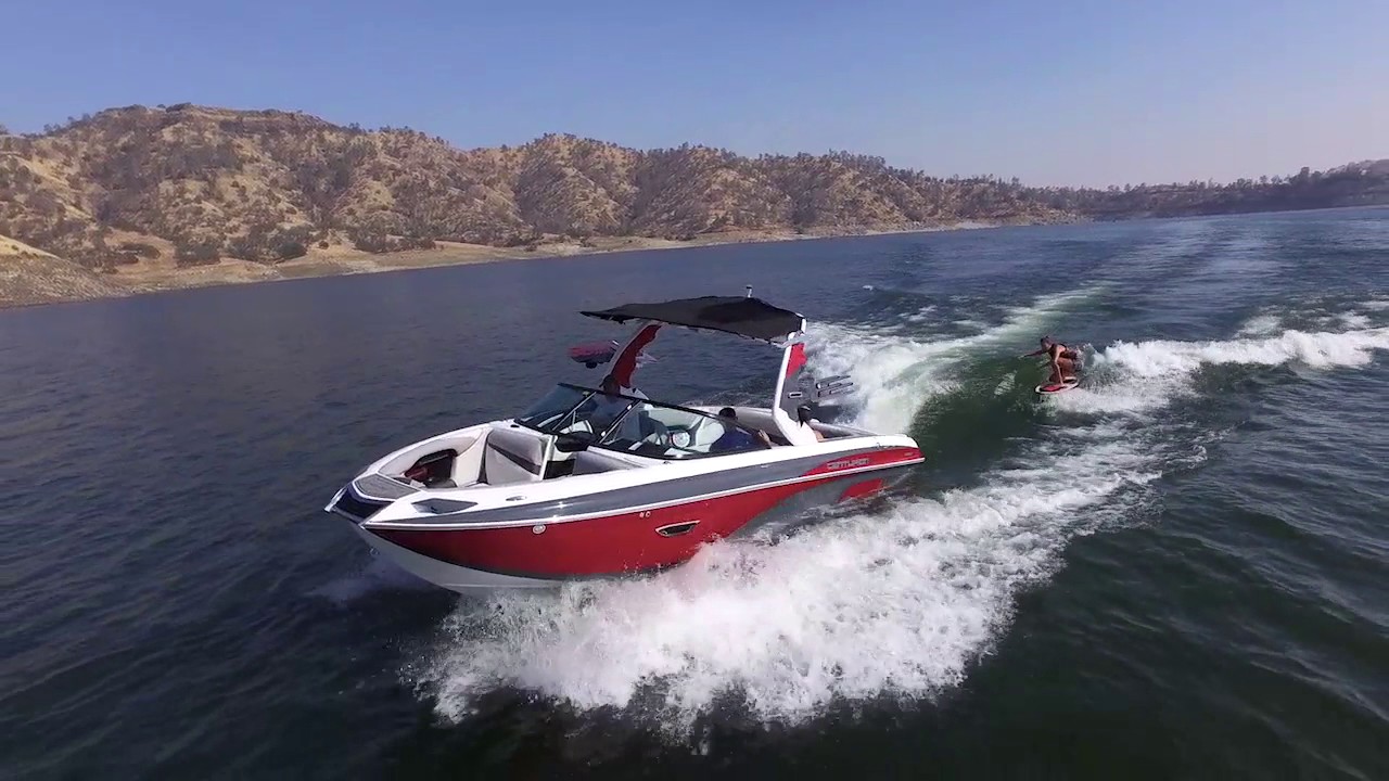 2017 Boat Buyers Guide - Centurion Ri237