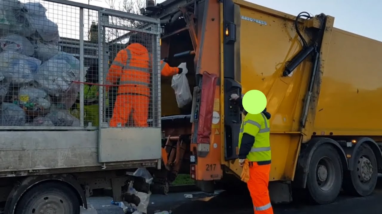RETRO | Faun Variopress Bin Lorry Collecting Plastic!