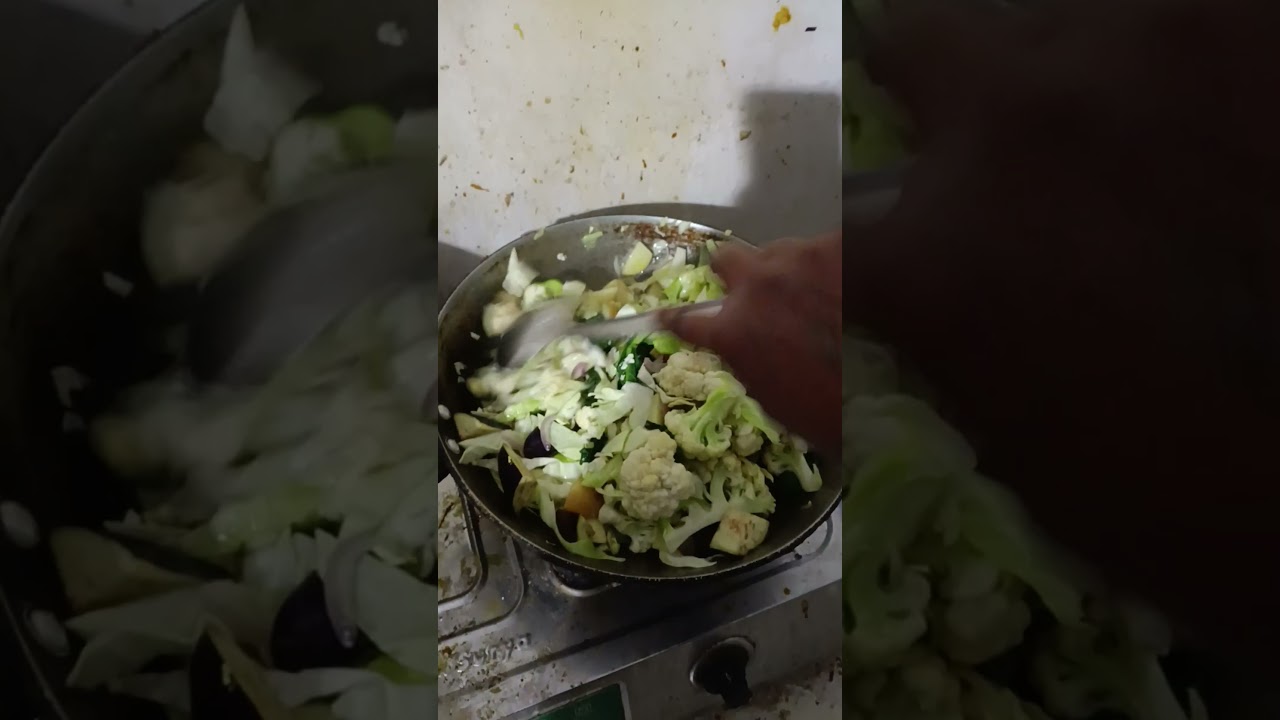 aj mix sabji ban rha hai 