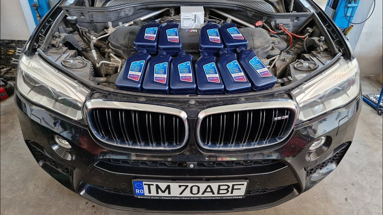 BMW X6M F86 Oil & filter service  - Ölwechsel - Schimb ulei & filtru - Замена масла #shorts #bmw 4K