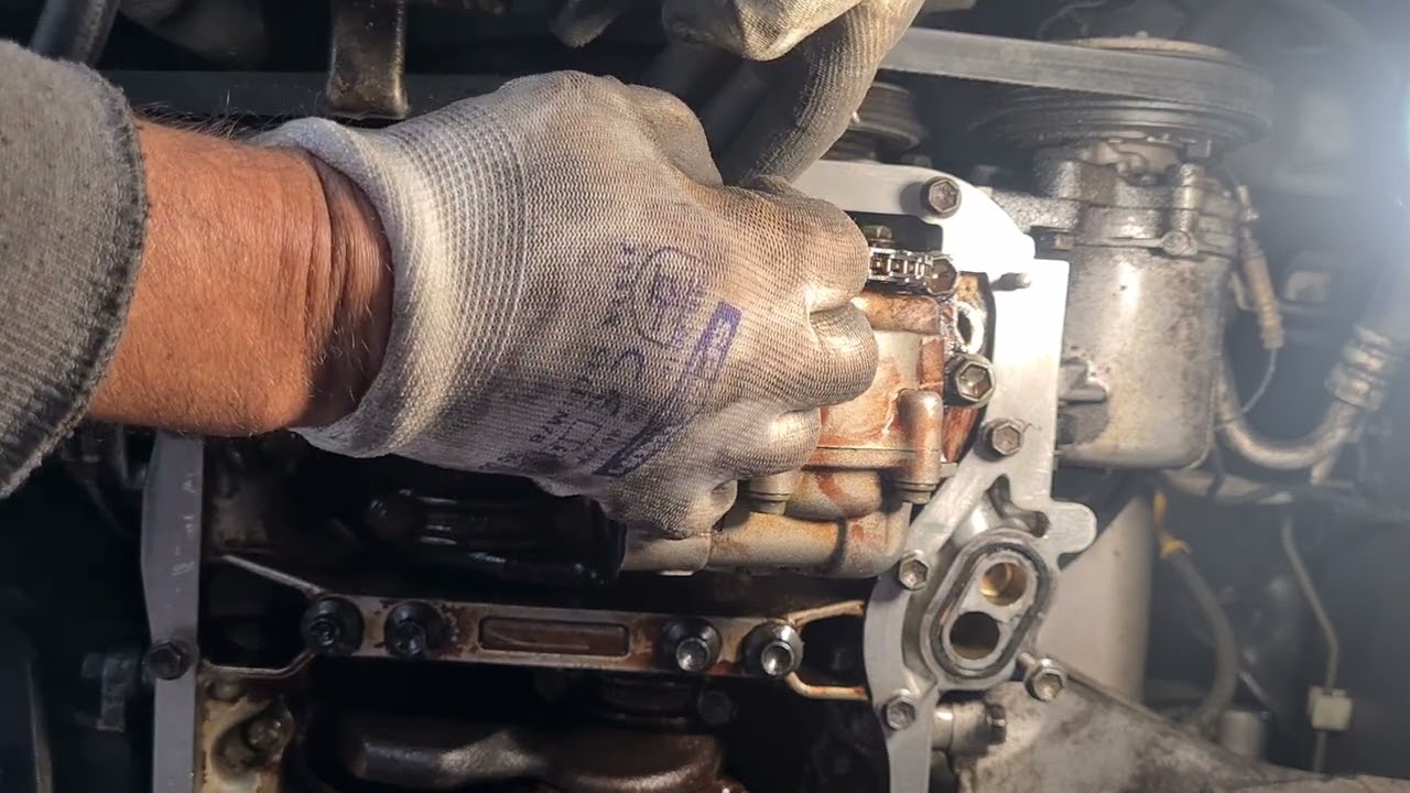 truko para tensar la cadena de la bomba de aceite  suzuki  gran vitara V6