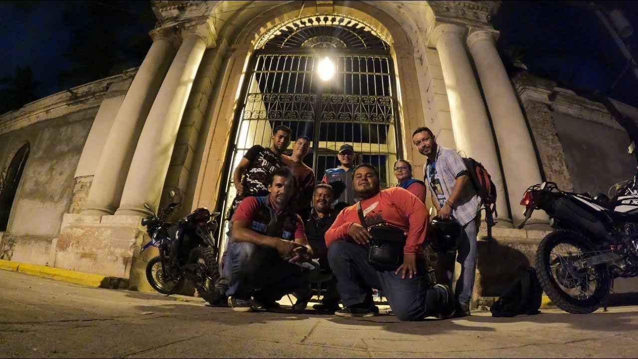 Primer Tour Nocturno en el Cementerio General ( Prueba Piloto )