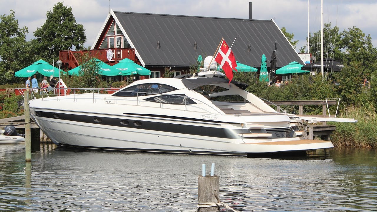 PERSHING 52 Yacht - TIL SALG / FOR SALE