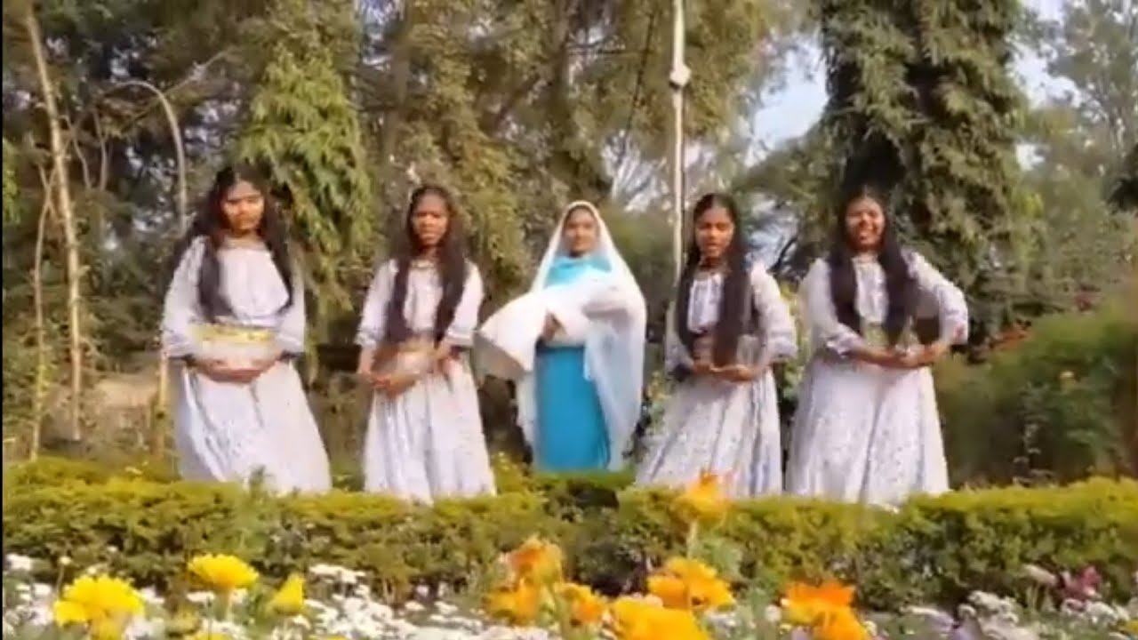 When Mama Mary Comes. Action song.