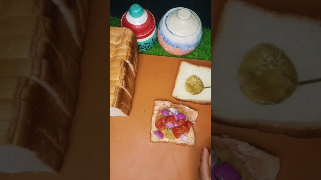 आज किचन की कमान बच्चों ने संभाली । 🥰🥰🙏👍#zaykawithsangitasingh #food #sandwiches 