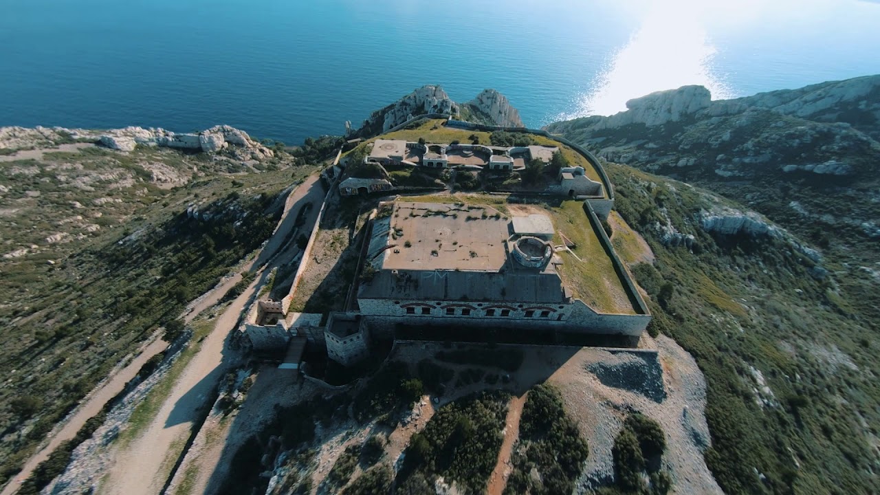 Vol au-dessus d'un Bunker de Marseille | Drone FPV Edit #2