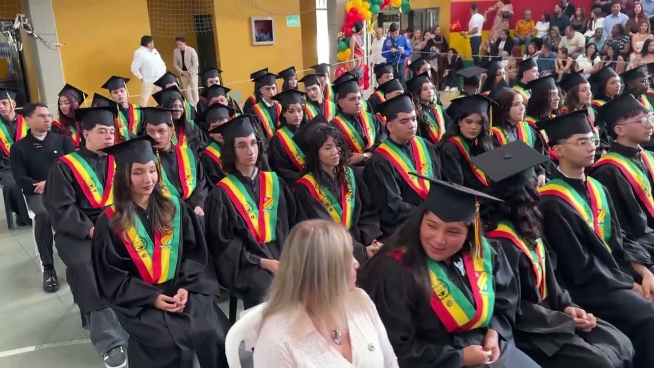 CEREMONIA DE GRADUACION INEM JOSE FELIX DE RESTREPO SECCION 24 2025
