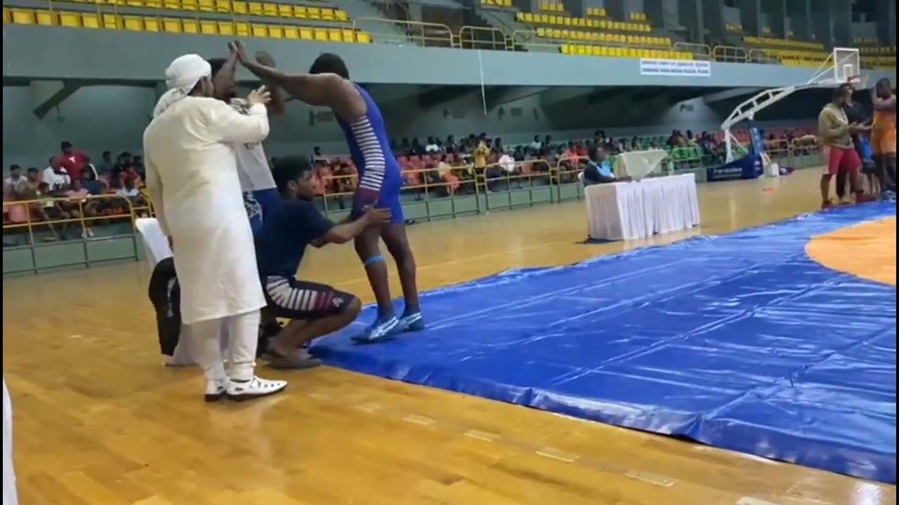 Bangalore Mohammed sufiyan V/S jamkhandi Mahesh