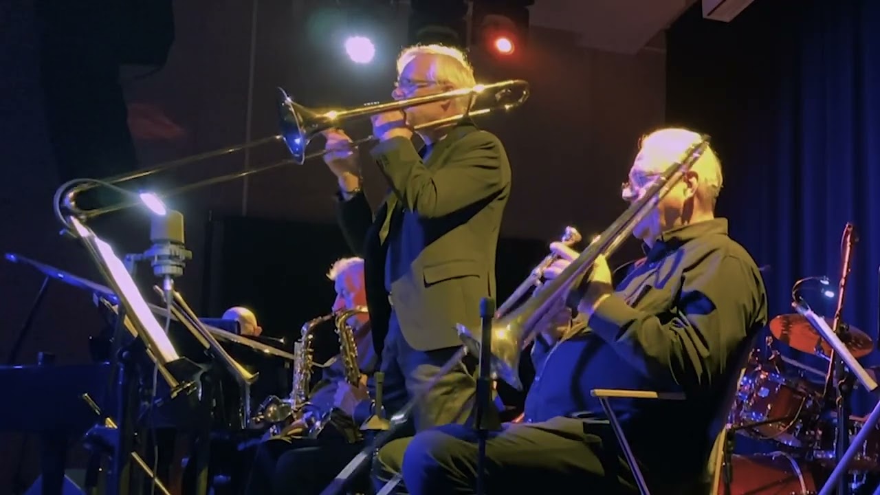 Orkiestra Swingowa Jerzego Wysockiego - Niobe