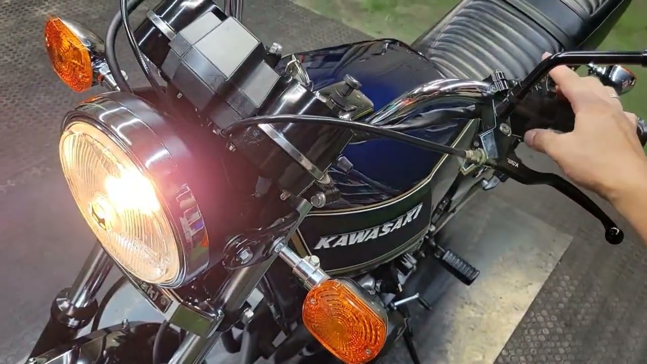 Bell-Auto Z750FX2型　始動動画　カスタム車両　1型仕様　ゴールドキャスト　集合管　社外細巻きサス　YBタイプハンドル　クリアマーシャルライト　