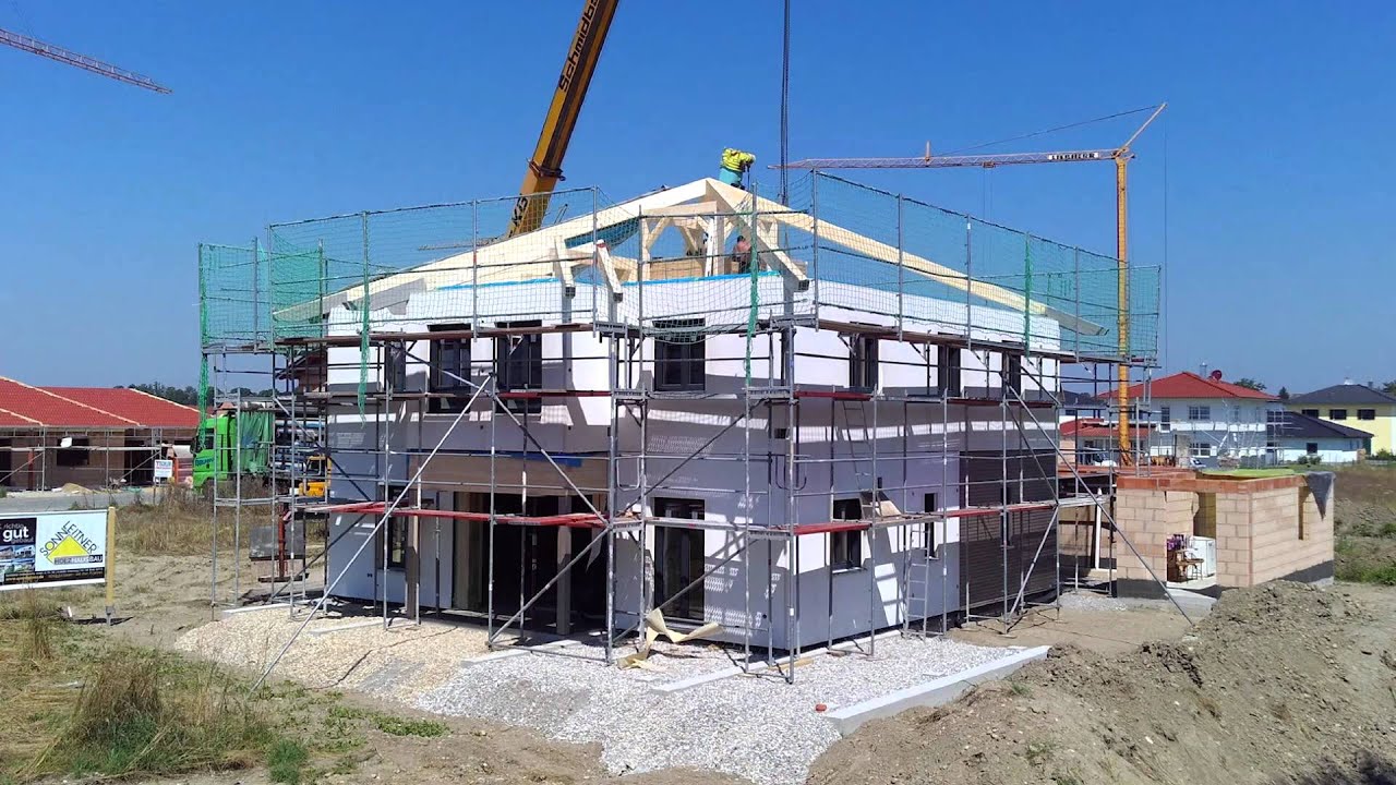 Sonnleitner Holzhausbau Zeitraffer Hausaufbau