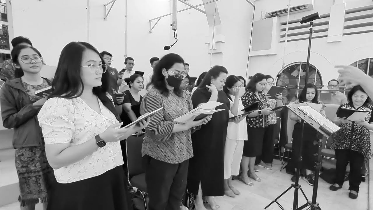 Mons. Marco Frisina - Eccomi (Inilah diriku) - Cappella Victoria Jakarta