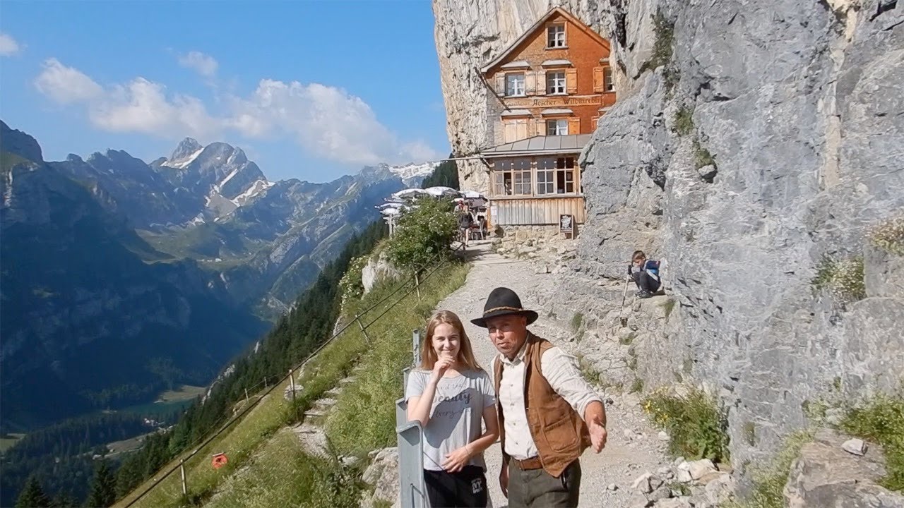 Rapunzels und Mäkes Selfie Tour zum Aescher endet in Gewaltmarsch zum Säntis