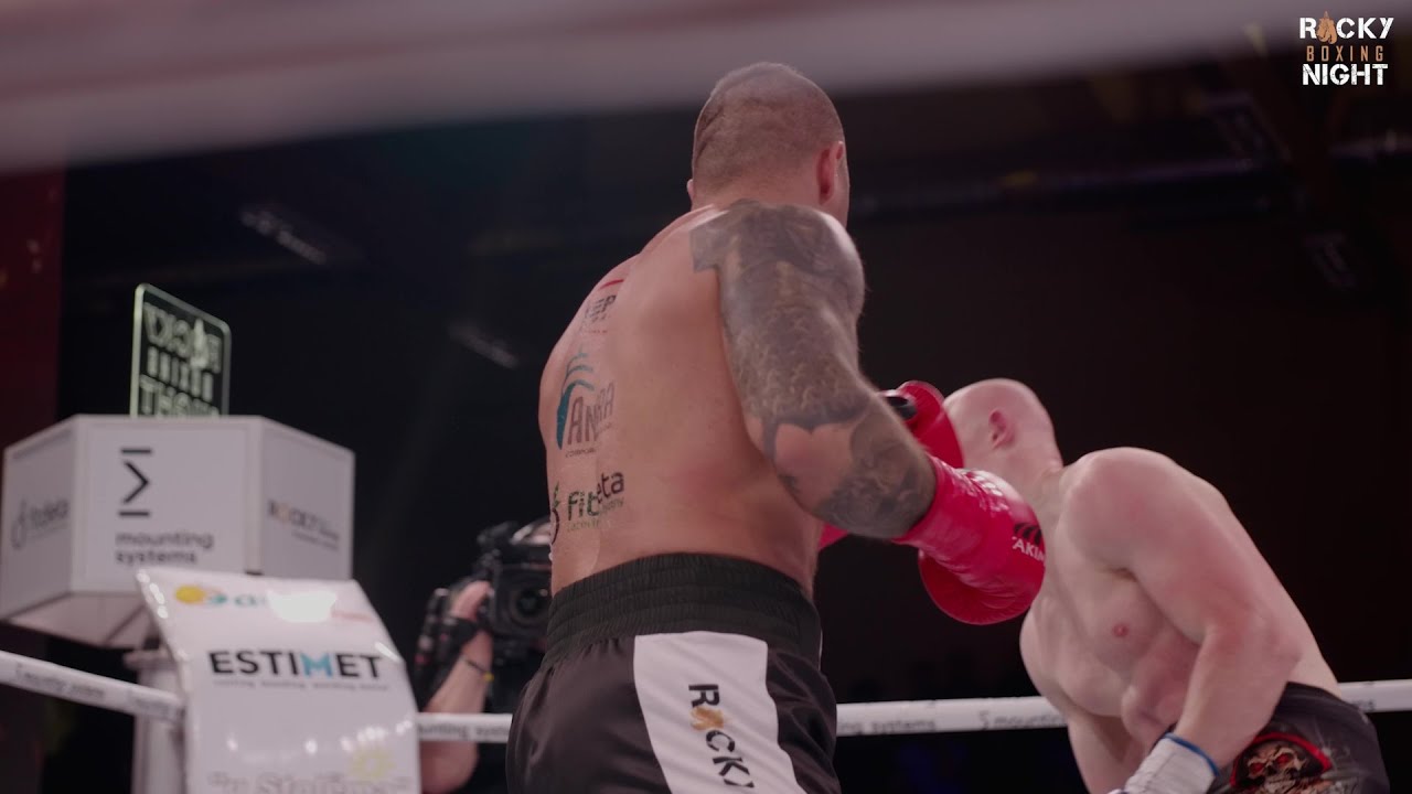 Artur Bizewski vs Paweł Sowik