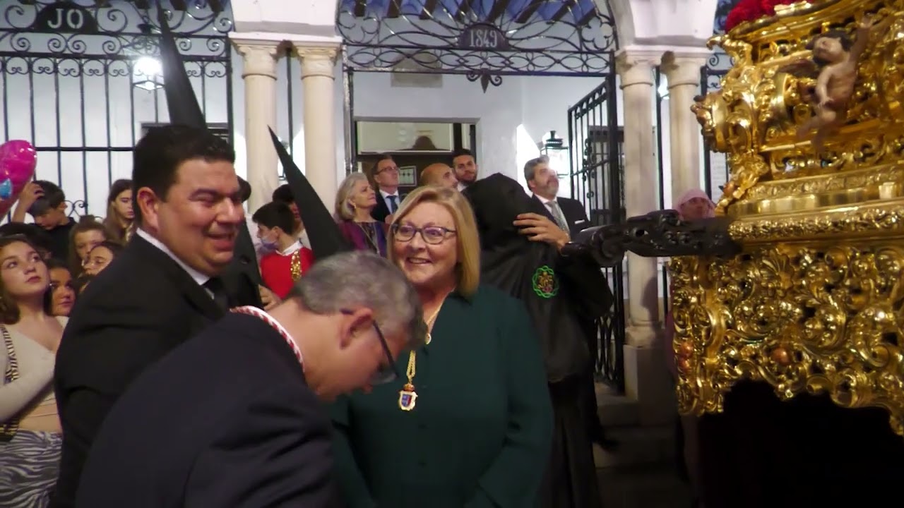 SEMANA SANTA DE ALMONTE 2022 - HERMANDAD SACRAMENTAL EN LA PLAZA VIRGEN DEL ROCÍO