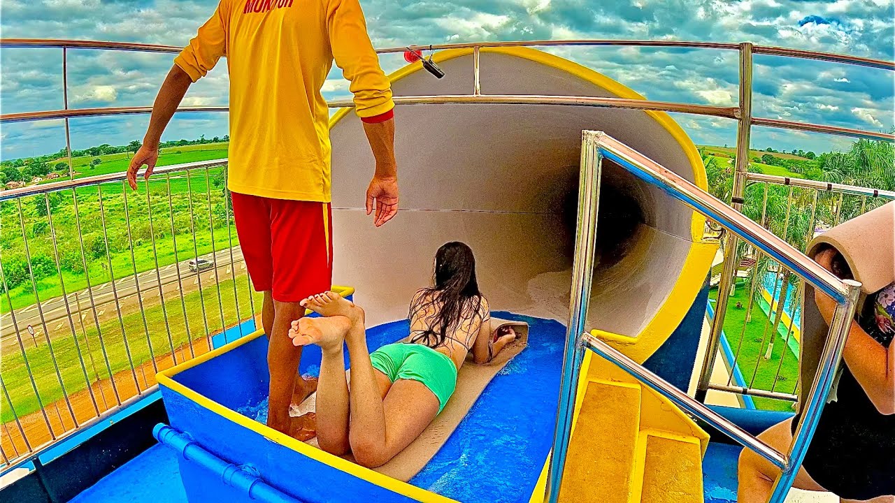 Mat Racing Waterslide at Castelo Park Aquático, Brazil