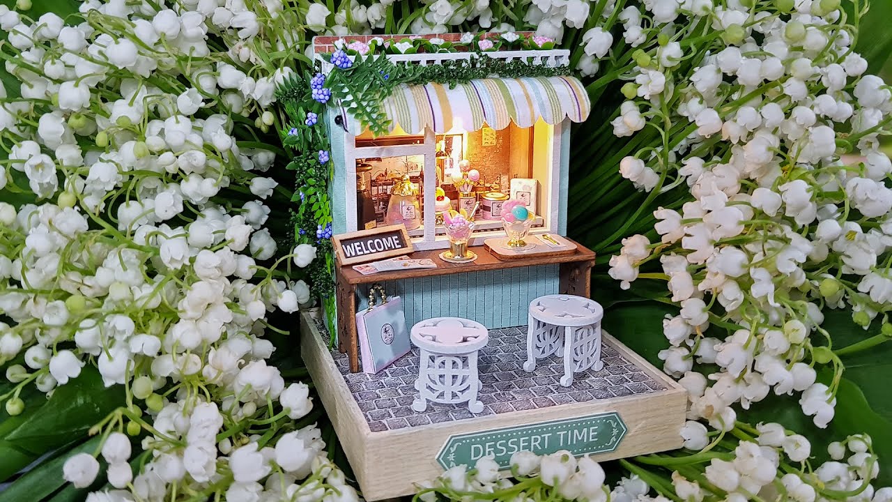 Dessert time DIY miniature dollhouse kit Corner of happiness