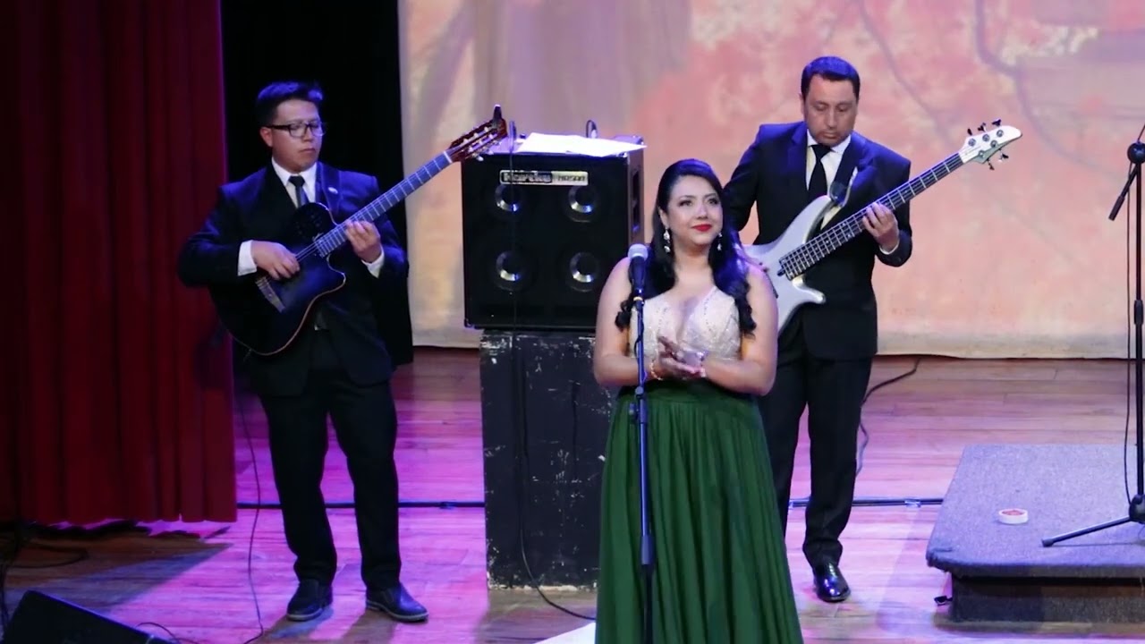 Corazón - Pasillo ( TRIO MARA_Ec  EN VIVO )