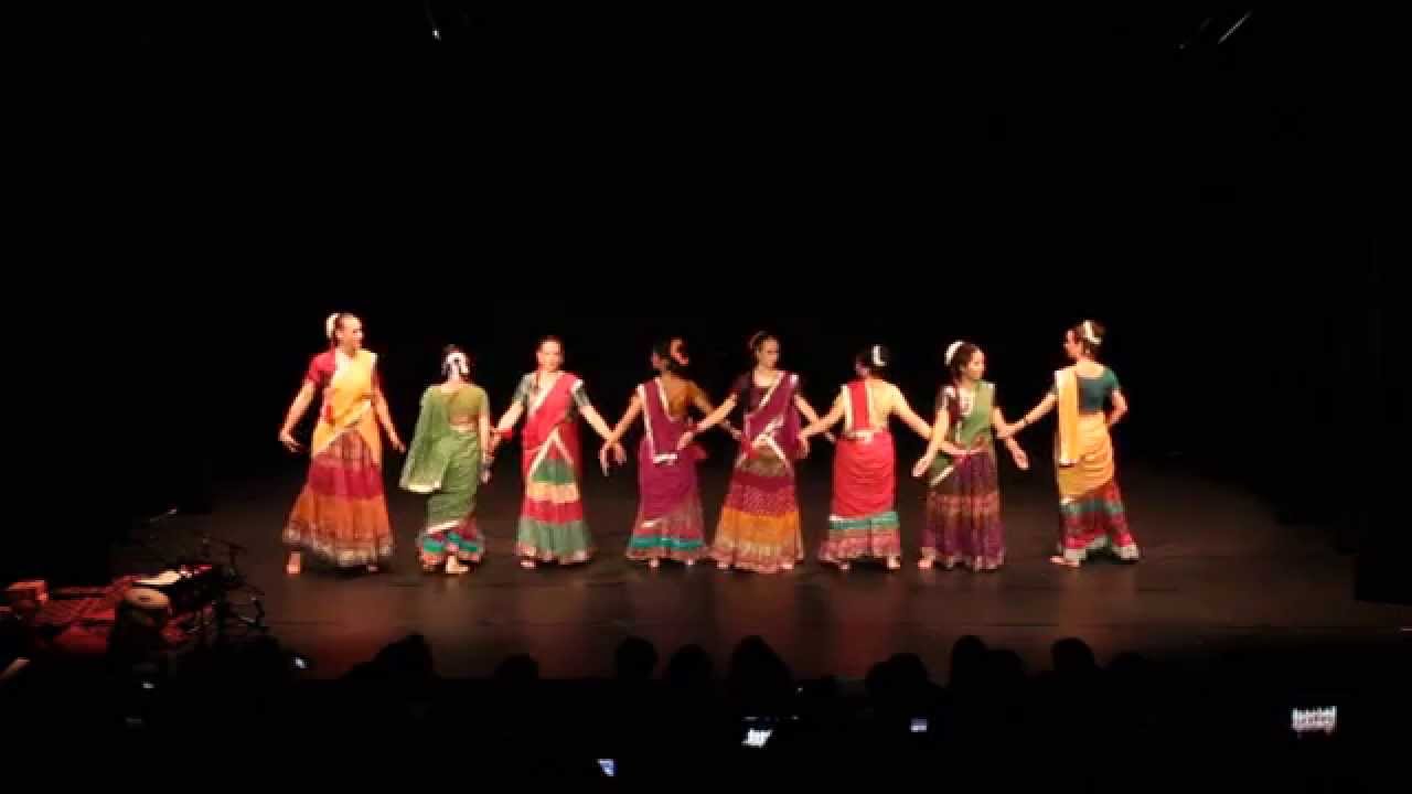 Ban ke titli dance performance