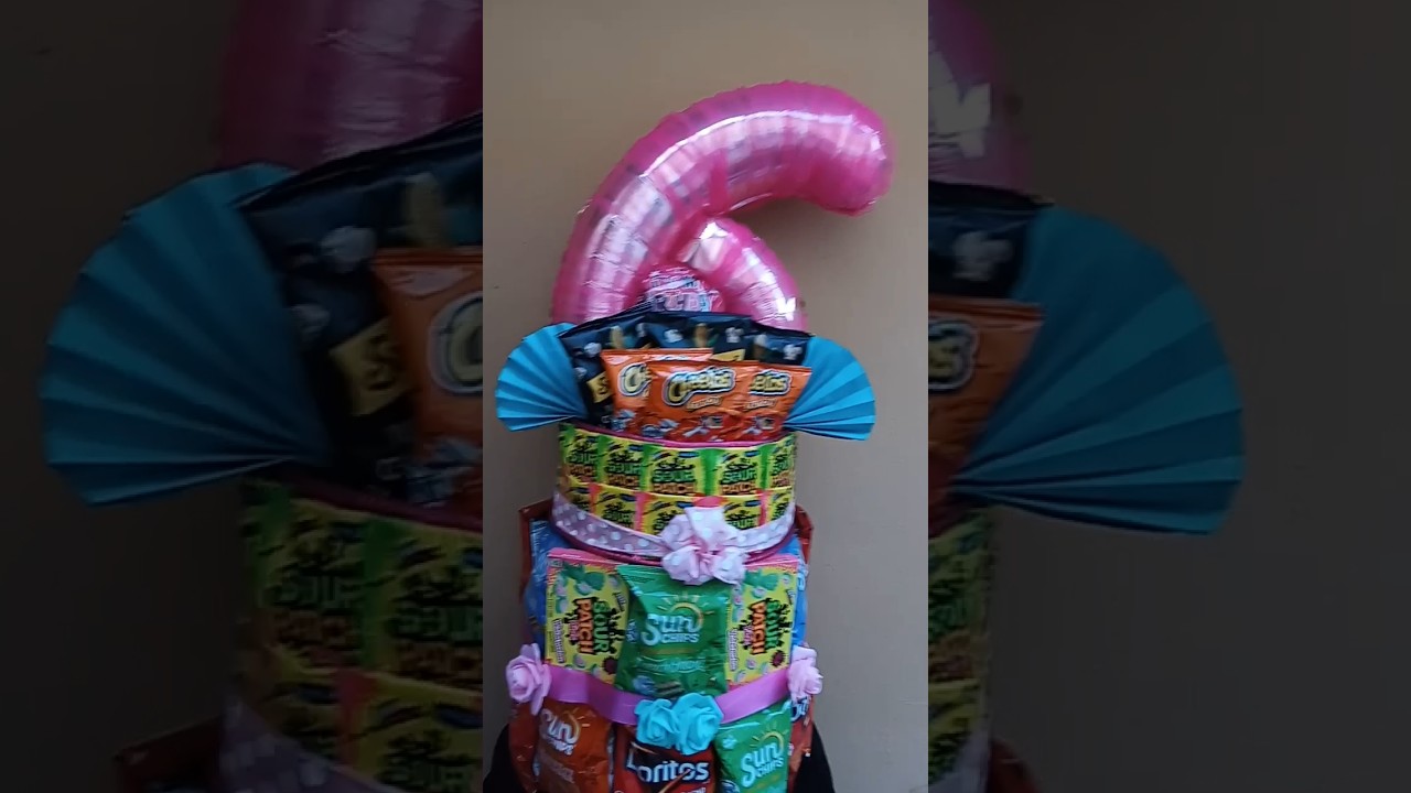 DIY snack tower / candy cake. 