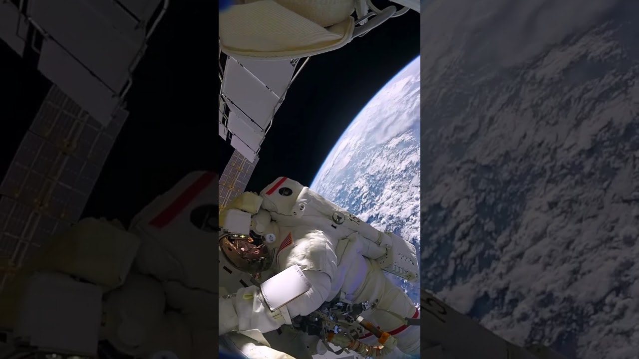 Is the world really flat?  🌎🌍🌏 #roundworld #spacewalk #astronaut #flatearth #icewall