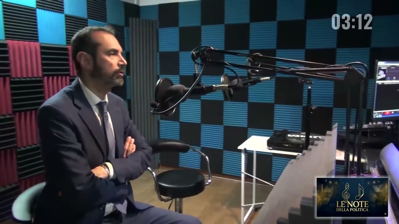 LE NOTE DELLA POLITICA - 01