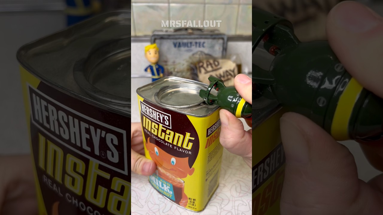 Opening & Drinking 50 Year Old Hershey’s Chocolate Drink Mix