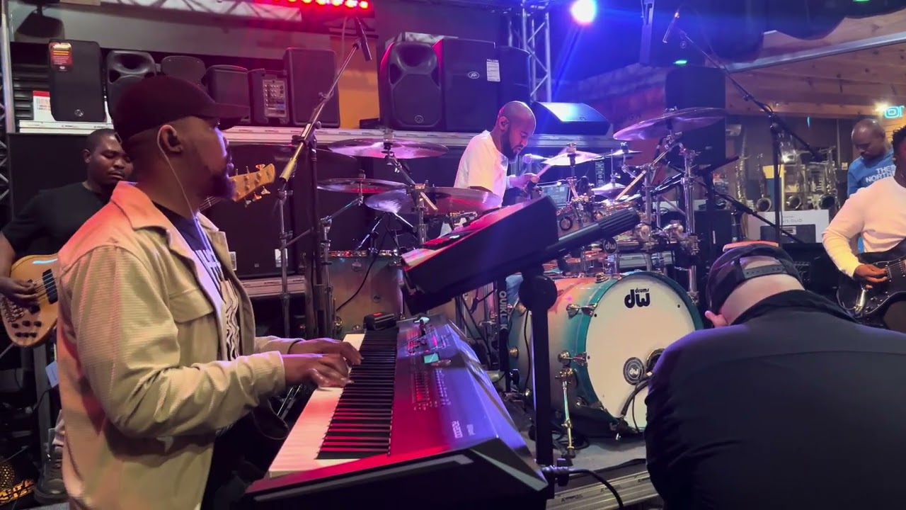 Sabu Satsha , QBass , Magichands all  Play a jam Frank taught them.