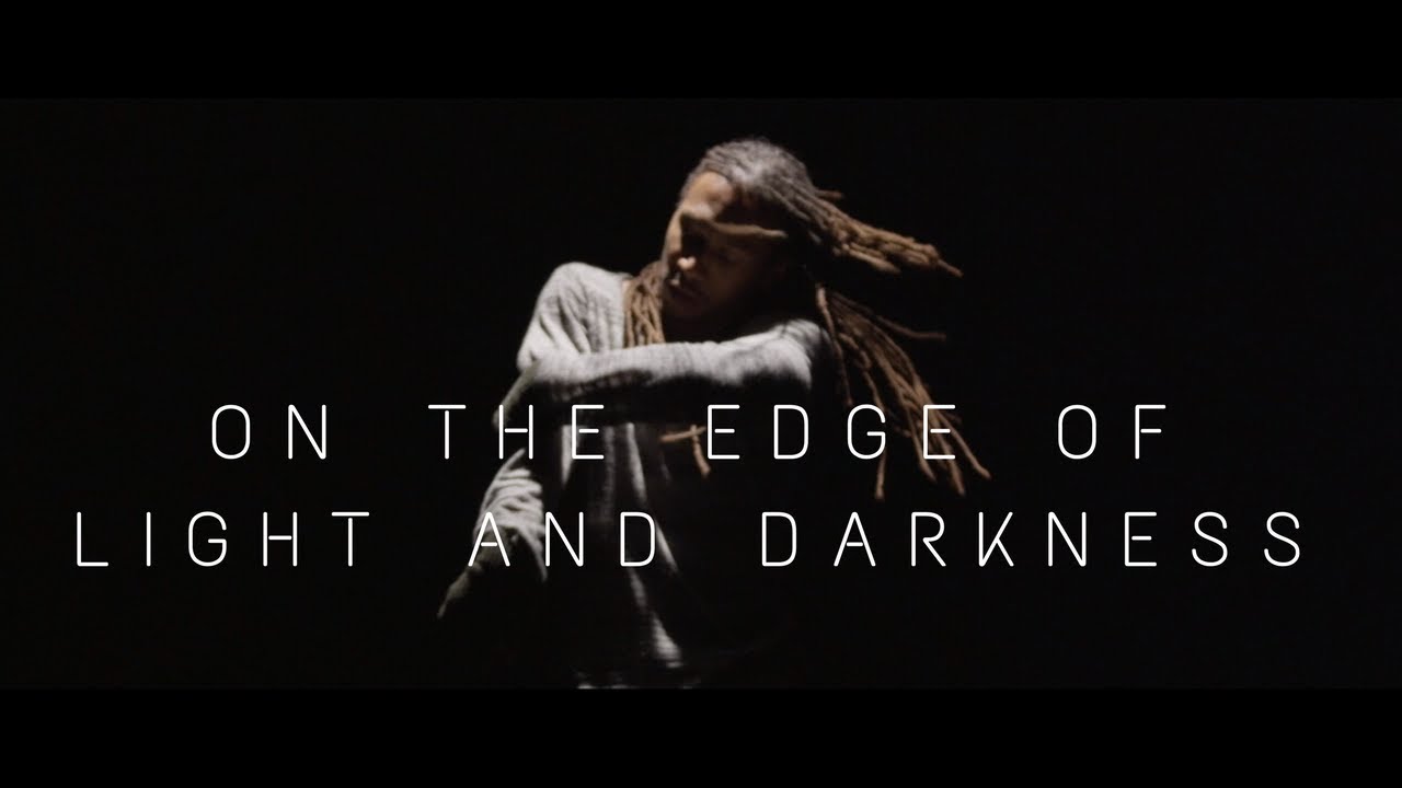 On the edge of light and darkness - slow-motion - Contemporary dance solo | Momo Sanno