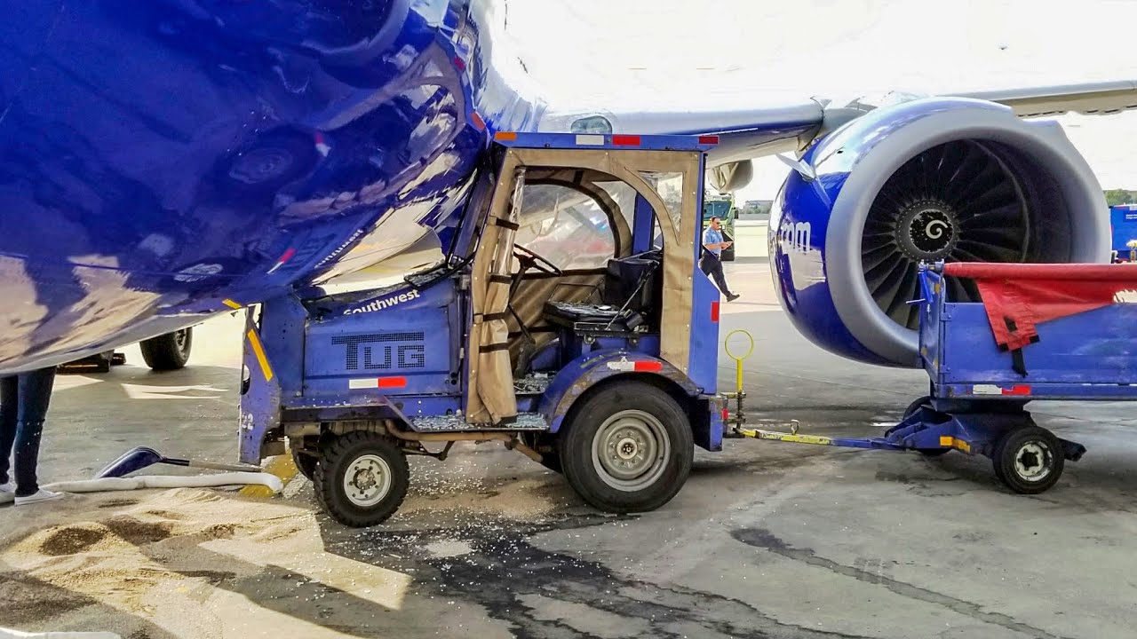 Runaway tug crashes into parked 737